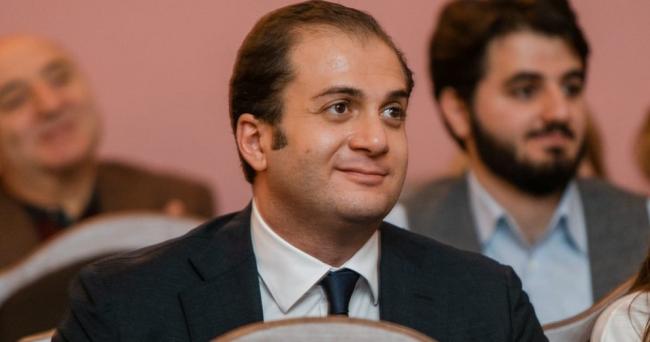 Молодой декан МГИМО: на трон с черного входа