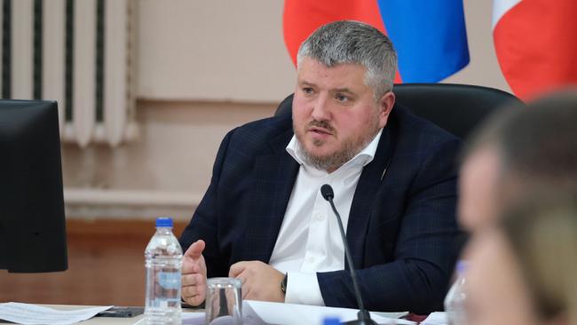 Novgorod "golden skating rink"